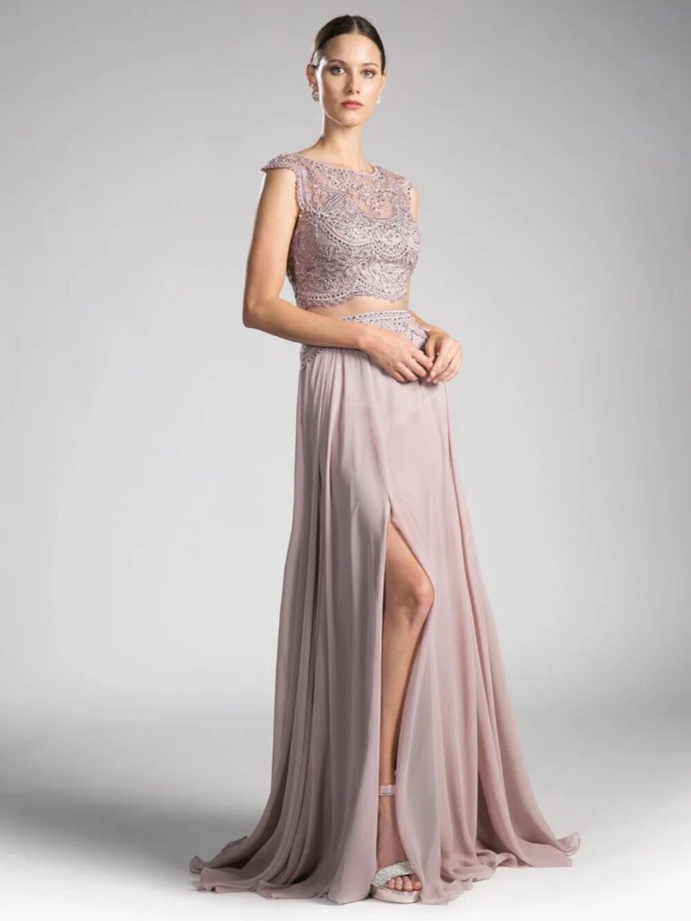 Elegant Enchanting Mauve Lace Applique Formal Gown XS